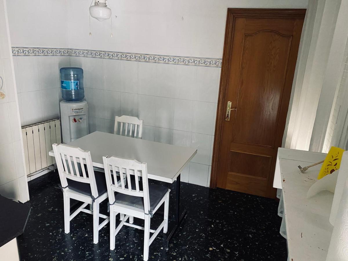 Habitaciones Dakar Rubí Eksteriør bilde
