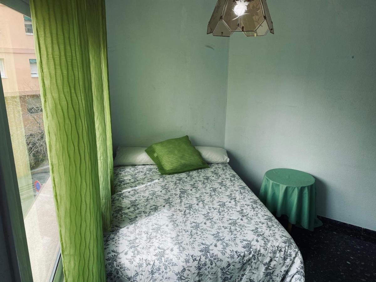 Habitaciones Dakar Rubí Eksteriør bilde