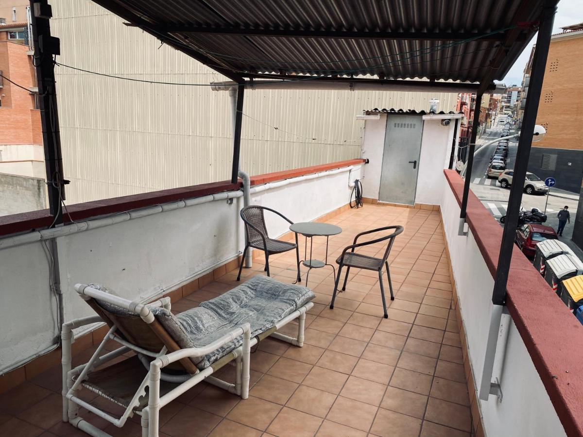 Habitaciones Dakar Rubí Eksteriør bilde